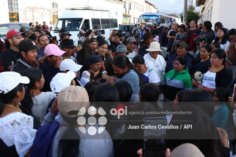 IMBABURA-PARO NACIONAL-DETENIDOS-DIESEL-OTAVALO-CUARTEL DE POLICIA