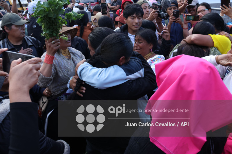 IMBABURA-PARO NACIONAL-DETENIDOS-DIESEL-OTAVALO-CUARTEL DE POLICIA