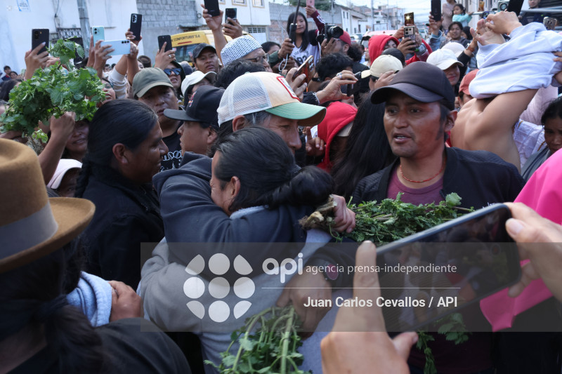 IMBABURA-PARO NACIONAL-DETENIDOS-DIESEL-OTAVALO-CUARTEL DE POLICIA