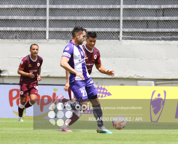 FBL LIGA ECUABET VINO TINTO VS TECNICO UNIVERSITARIO