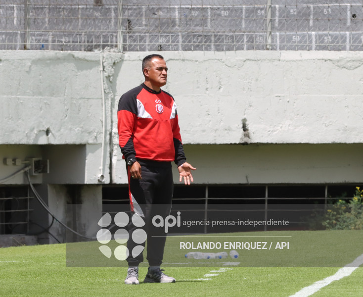 FBL LIGA ECUABET VINO TINTO VS TECNICO UNIVERSITARIO