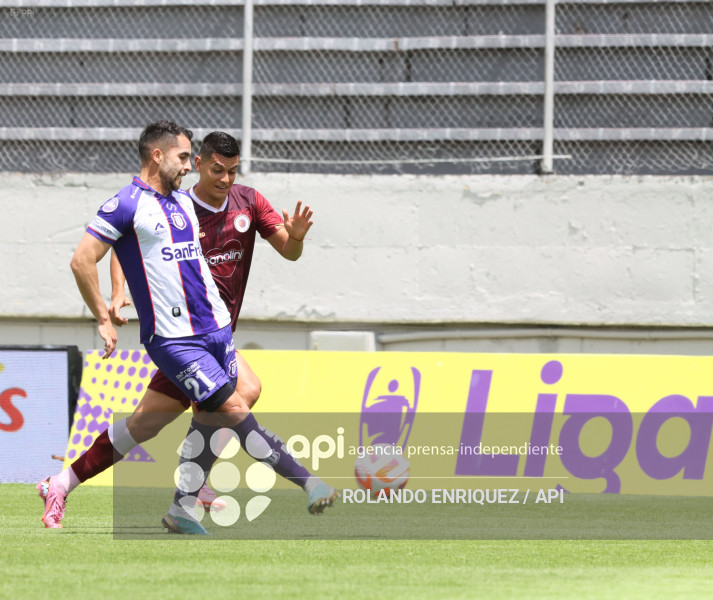 FBL LIGA ECUABET VINO TINTO VS TECNICO UNIVERSITARIO