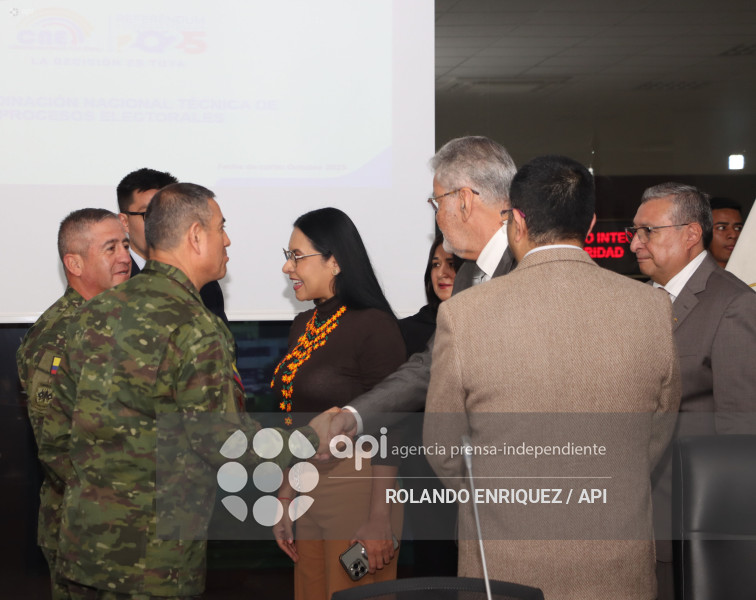 CNE INSTALACION MES ADE SEGURIDAD REFERENDUM