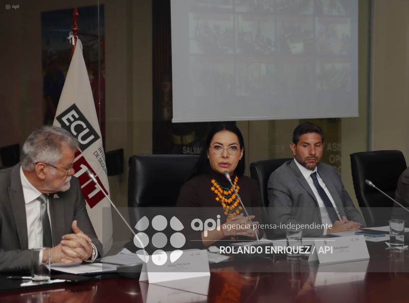 CNE INSTALACION MES ADE SEGURIDAD REFERENDUM