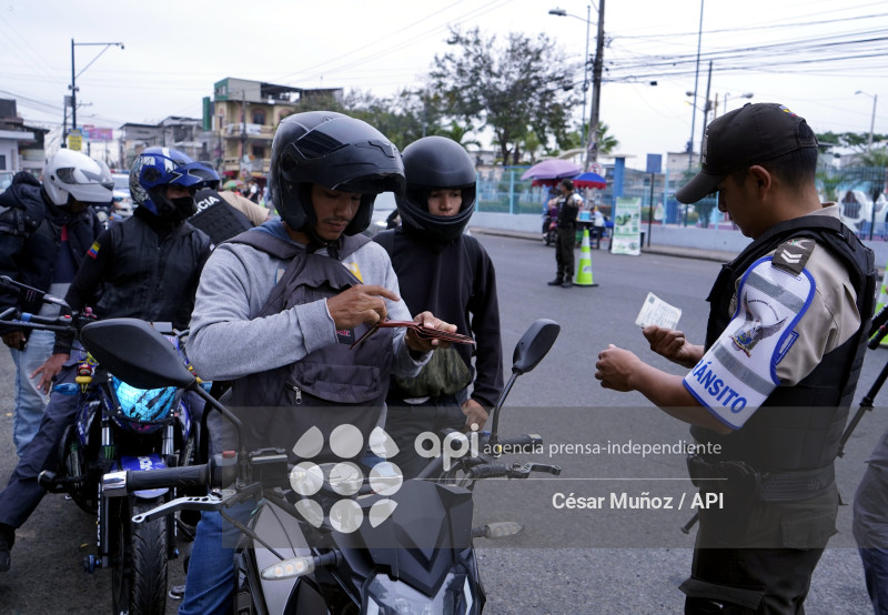 GYE-COMPETENCIA TRANSITO DURAN
