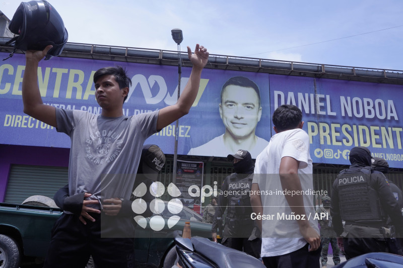 GYE-OPERATIVOS SIMULTANEOS