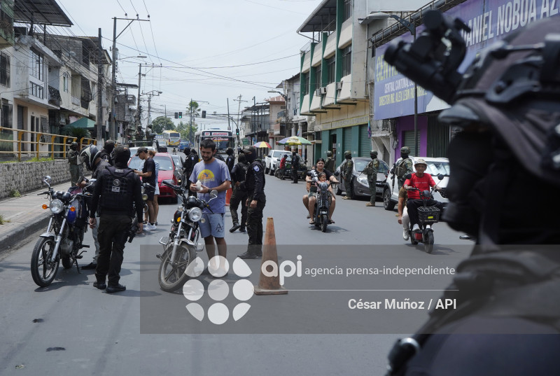 GYE-OPERATIVOS SIMULTANEOS