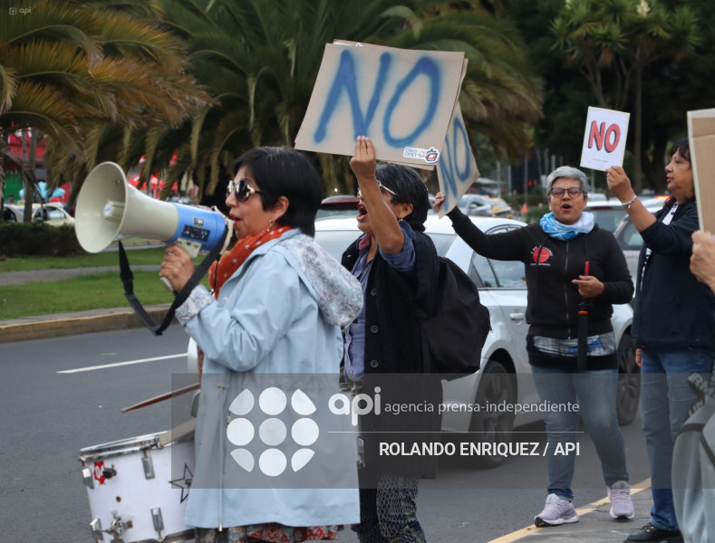 PLANTON A FAVOR DEL NO EN LA CONSULTA POPULAR