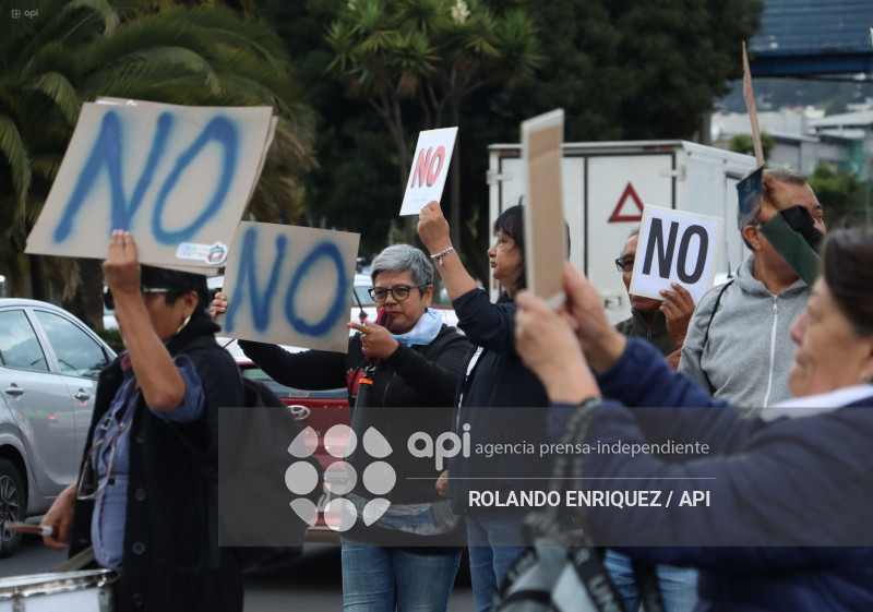 PLANTON A FAVOR DEL NO EN LA CONSULTA POPULAR