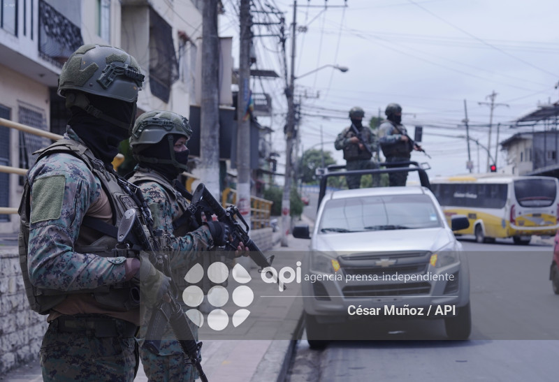 GYE-OPERATIVOS SIMULTANEOS