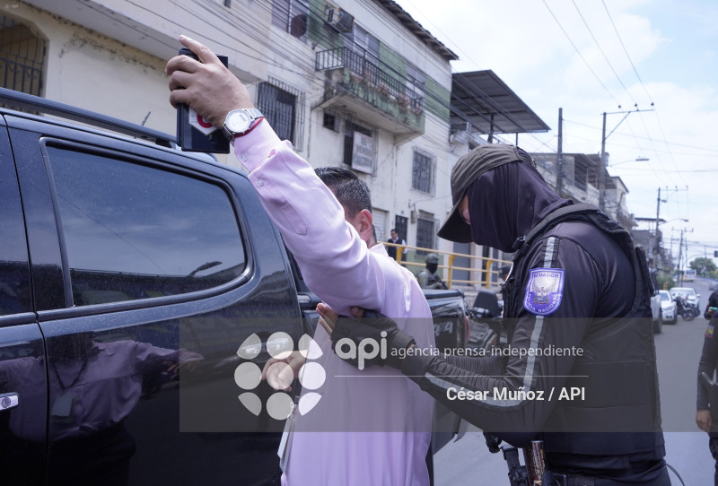 GYE-OPERATIVOS SIMULTANEOS