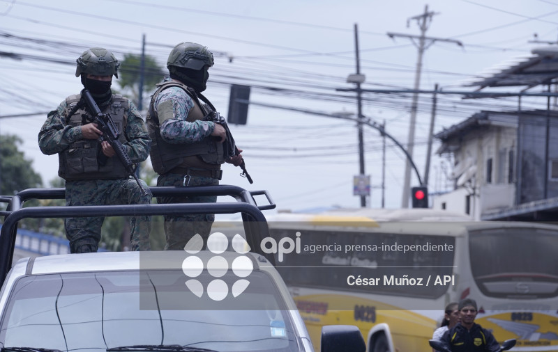 GYE-OPERATIVOS SIMULTANEOS