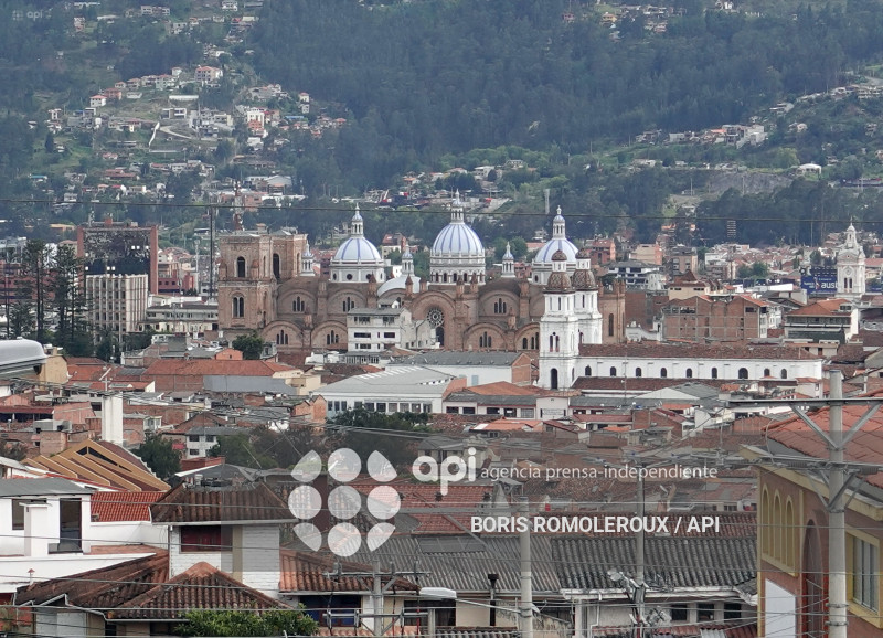 CUENCA-INDEPENDENCIA 205 AÑOS