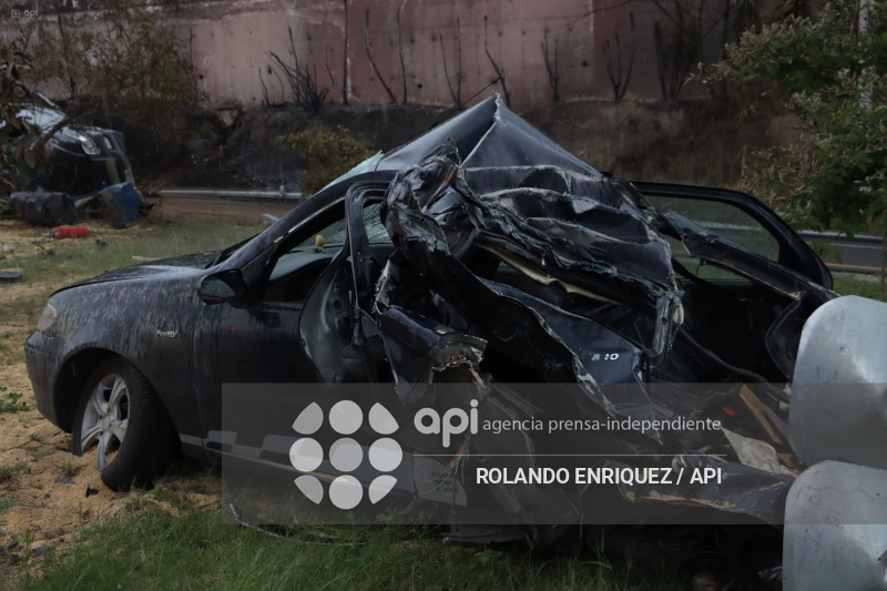 LIMPIEZA ACCIDENTE RUTA VIVA