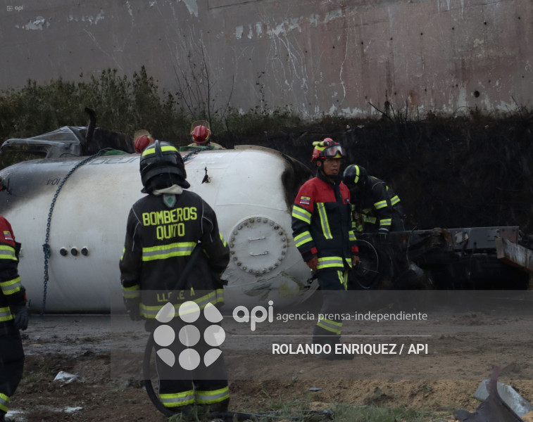 LIMPIEZA ACCIDENTE RUTA VIVA