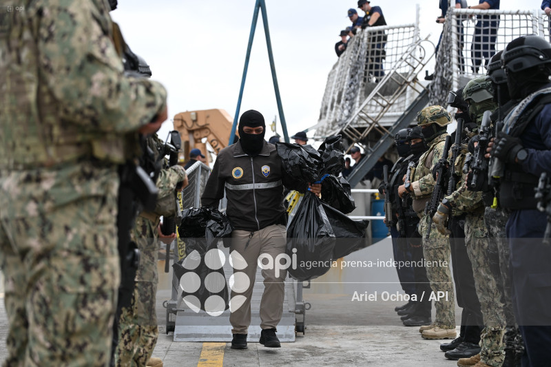 MANTA-DETENIDOS-DROGA-USA