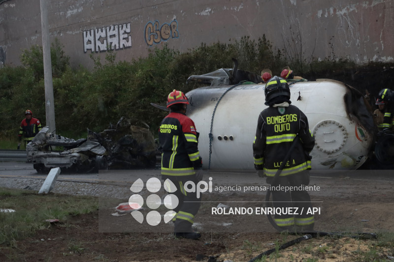 LIMPIEZA ACCIDENTE RUTA VIVA