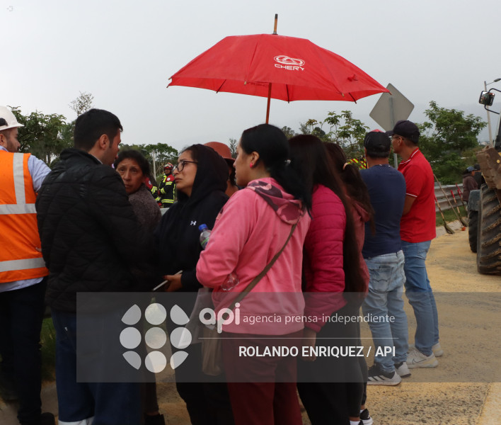 LIMPIEZA ACCIDENTE RUTA VIVA