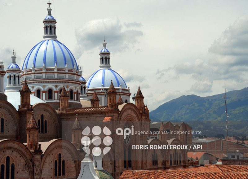 CUENCA-INDEPENDENCIA 205 AÑOS