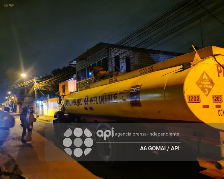 GYE-OPERATIVO COMBUSTIBLE