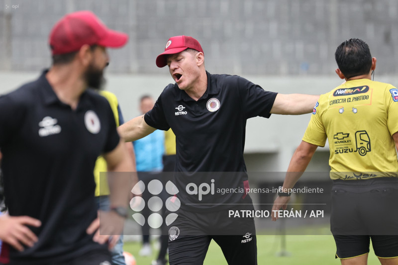 FBL LIGA ECUABET VINOTINTO VS MANTA