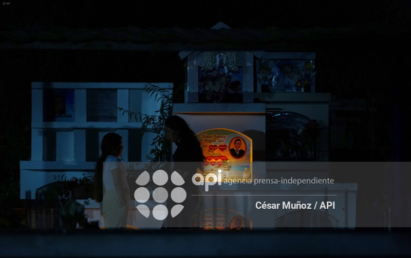 DIA DE DIFUNTOS NOCHE