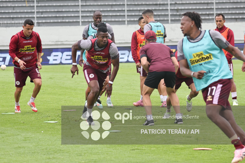 FBL LIGA ECUABET VINOTINTO VS MANTA