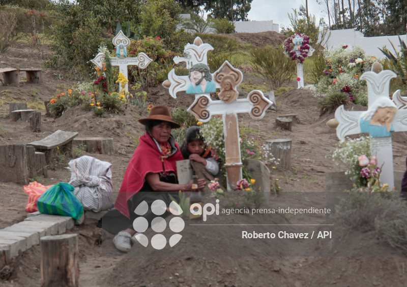 VISITA AUSENTE SALASAKAS