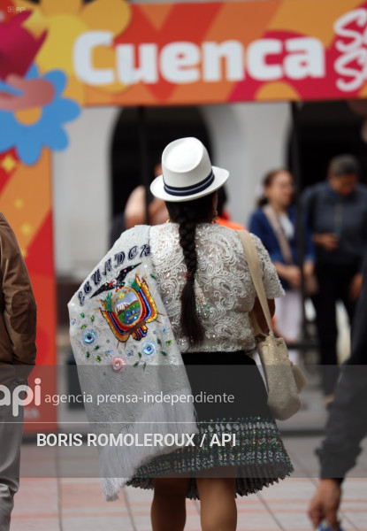 CUENCA-SESION-SOLEMNE-205 AÑOS INDEPENDENCIA