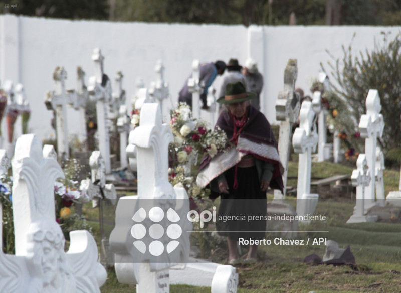 VISITA AUSENTE SALASAKAS