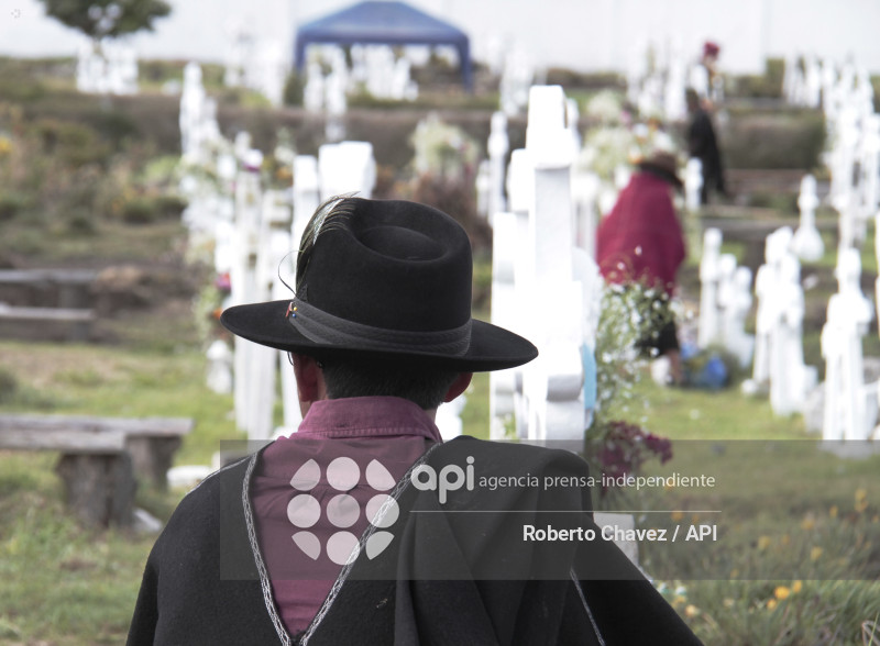 VISITA AUSENTE SALASAKAS