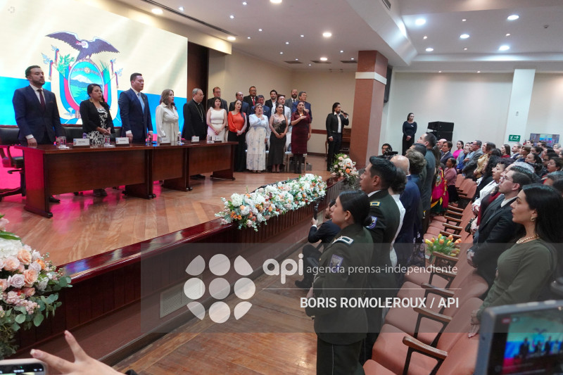 CUENCA-SESION-SOLEMNE-205 AÑOS INDEPENDENCIA