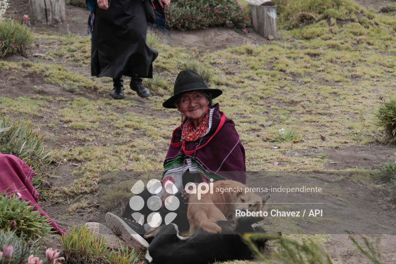VISITA AUSENTE SALASAKAS