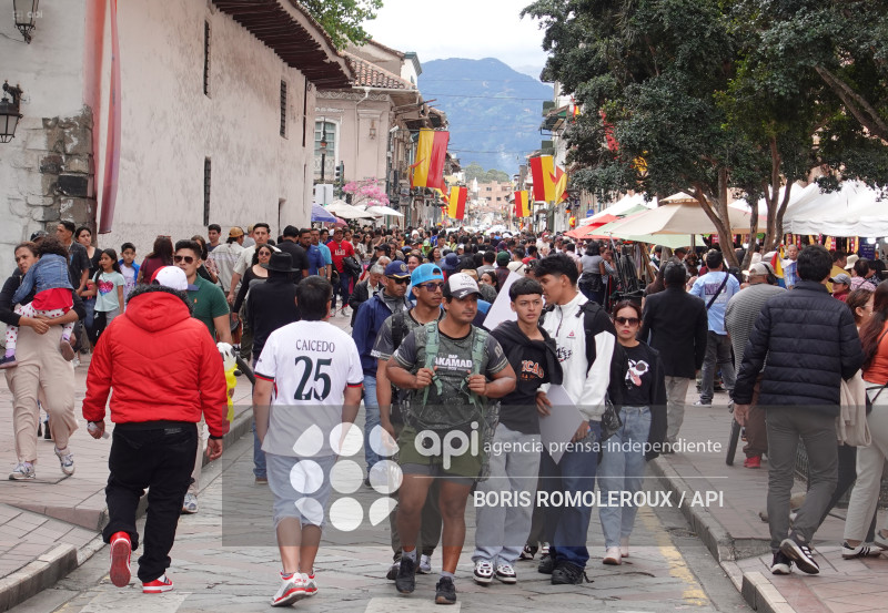 CUENCA-TURISMO.INDEPENDENCIA 205 AÑOS