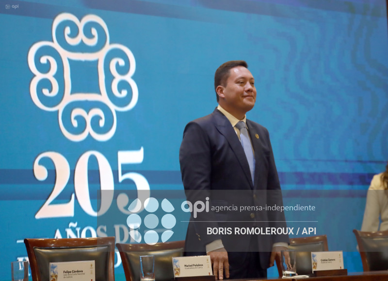 CUENCA-SESION-SOLEMNE-205 AÑOS INDEPENDENCIA