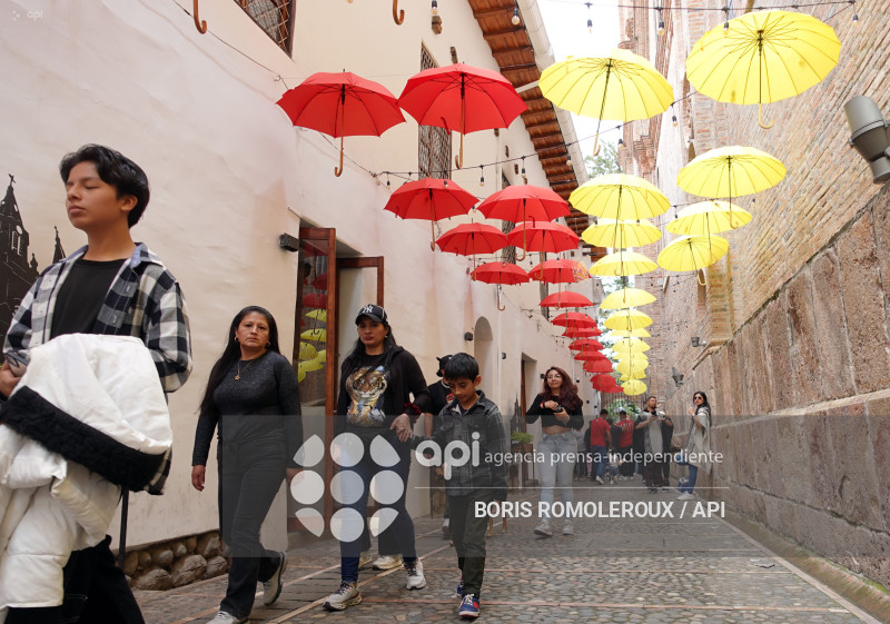 CUENCA-TURISMO.INDEPENDENCIA 205 AÑOS