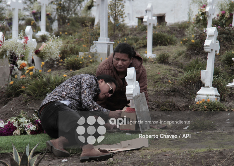 VISITA AUSENTE SALASAKAS