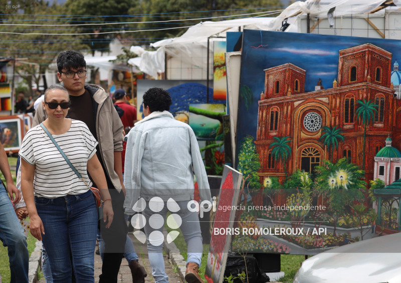 CUENCA-TURISMO.INDEPENDENCIA 205 AÑOS