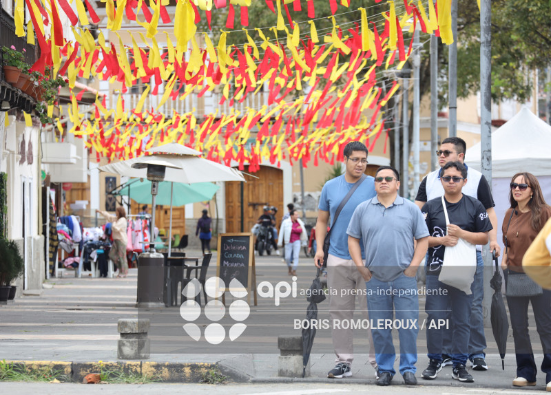CUENCA-TURISMO.INDEPENDENCIA 205 AÑOS