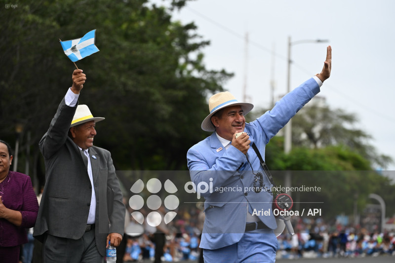 MANTA-DESFILE-CÍVICO