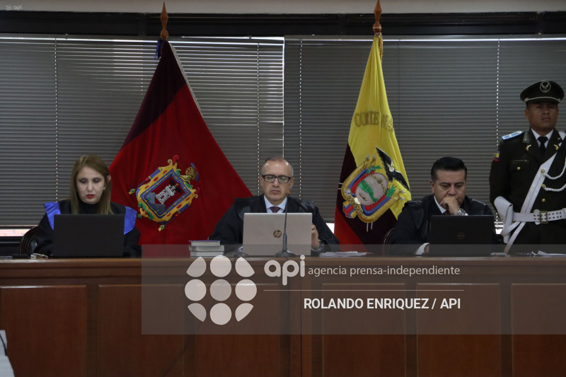 AUDIENCIA LESA HUMANIDAD ALFARO VIVE