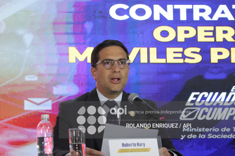 INFORME CONTRATOS CON OPERADORAS MOVILES PRIVADAS