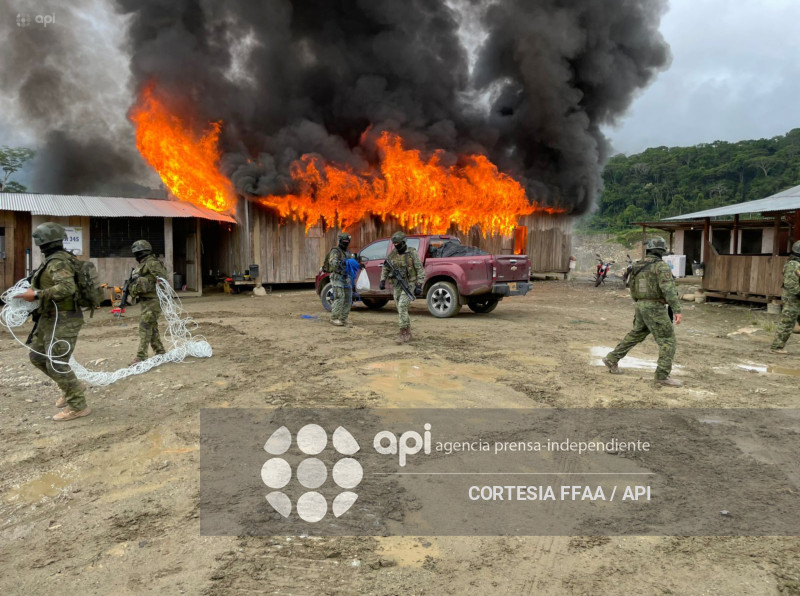 OPERATIVO MINERIA ILEGAL