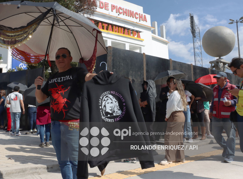 AMBIENTE ENTRADAS SHAKIRA