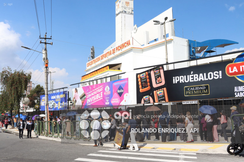 AMBIENTE ENTRADAS SHAKIRA