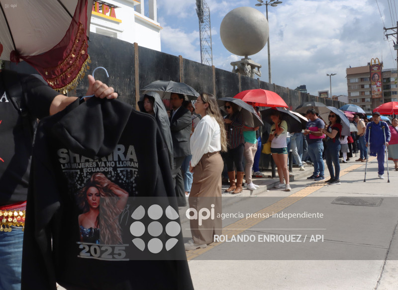 AMBIENTE ENTRADAS SHAKIRA