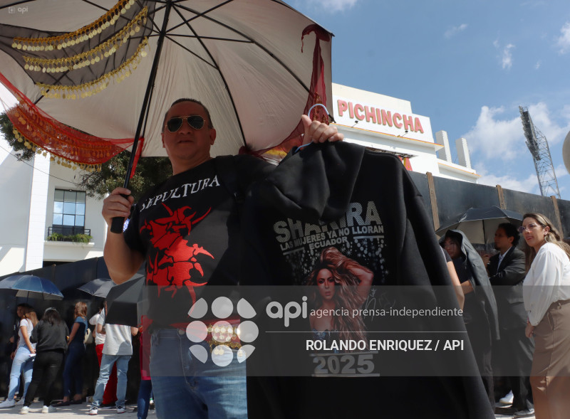 AMBIENTE ENTRADAS SHAKIRA