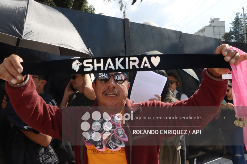 AMBIENTE ENTRADAS SHAKIRA