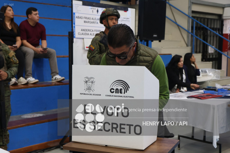 SIMULACRO REFERÉNDUM Y CONSULTA POPULAR