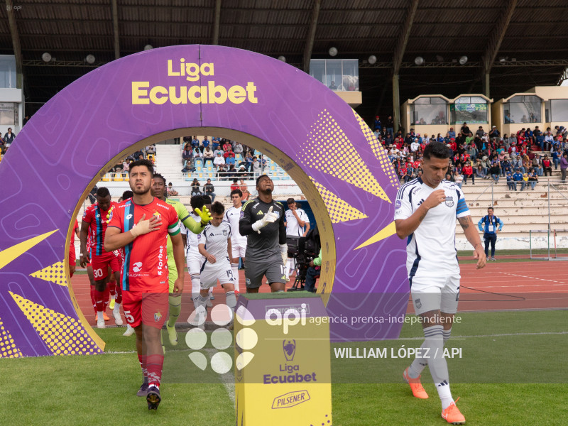 FBL LIGA ECUABET NACIONAL VS EMELEC